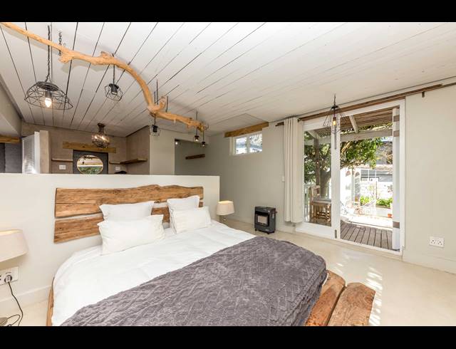 4 BEDROOM FREESTANDING TO LET IN OVERKLOOF